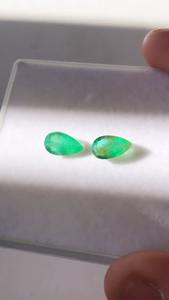 ลูกแพร์สีเขียวมรกตธรรมชาติขนาด4.56กะรัตได้รับการรับรองว่าเป็นอัญมณี AAA สำหรับขัดเครื่องประดับ - Product Image 2