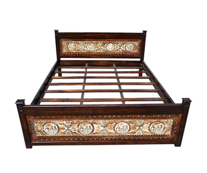 Marco de cama de madera de teca de tamaño Queen tallado a mano de lujo almacenamiento <span class=keywords><strong>2</strong></span> mesitas de noche diseño moderno muebles de dormitorio de madera maciza para hoteles - Product Image 2