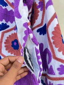 Fabricant et grossiste de veste kimono en coton brodé Suzani fait à la main Robe courte manteau d'hiver - Product Image 3