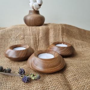 Candelabro de Madera Maciza Natural de Alta Calidad con Grabado en Relieve para Velas de Té y Velas de Pilar, para el Hogar, Día de San Valentín - Product Image 5