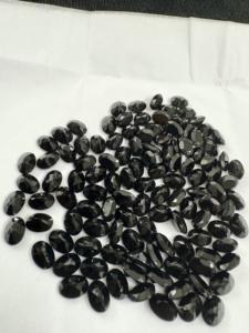 Cabochon poli de pierre gemme de coupe ovale d'onyx noir naturel pour la fabrication de bijoux - Product Image 3