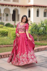 Lehenga Choli de Seda Pura con Diseño Hermoso Hecho a Medida, Vestido de Novia Tradicional Elegante para Múltiples Ocasiones - Product Image 4