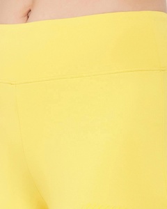 Short de fitness taille haute pour femme Nouveau style léger et respirant avec logo personnalisé Durable et confortable - Product Image 6