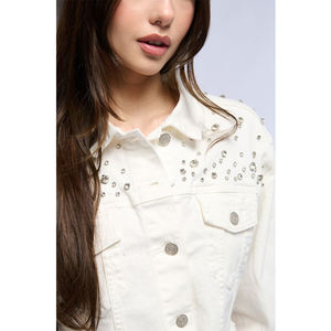 Veste zippée en détresse de haute qualité pour femmes Logo personnalisé Design bleu coupe courte lavé détresse Jean Denim coton remplissage - Product Image 4