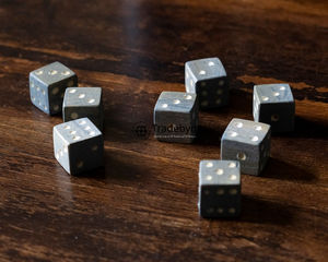 Dados Poliédricos de Madera Natural Premium, Juego de 7 Piezas, Hechos a Mano, Duraderos y Ecológicos para Juegos de Rol y de Mesa, Tradebyd - Product Image 4