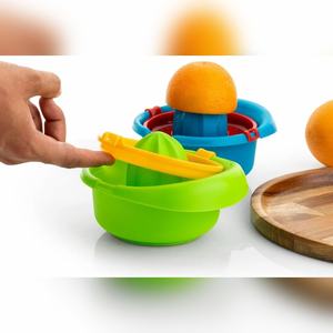 Exprimidor Manual de Plástico Libre de BPA para Limón, Lima y Naranja con Filtro de Pulpa y Contenedor - Product Image 2