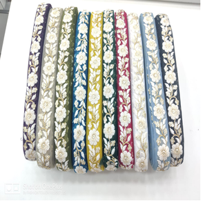 Encajes Bordados a Medida con Opciones Multicolores en Lentejuelas, Bordado en 1 Pulgada de Ancho - Product Image 1