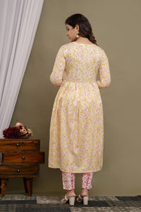 Vestido de Rayón de Primera Calidad con Dupatta, Bordado de Lentejuelas, Estampado a Mano para Fabricante Indio - Product Image 3