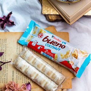 มะพร้าวสีขาว Kinder Bueno ขนมช็อคโกแลตแท้ขายส่ง - Product Image 1