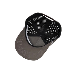 Casquette de golf professionnelle 5 panneaux perforée au laser respirante avec visière torsadée et cordon, personnalisation en silicone du logo du fabricant - Product Image 5