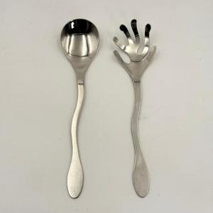 Ensemble de service à salade en acier inoxydable poli brillant, fait à la main, avec une forme et un design uniques, pour mariage - Product Image 1