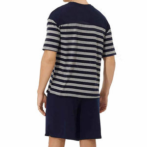 Conjunto de Dos Piezas para Hombre, Camiseta de Manga Corta con Cuello Redondo y Pantalones Cortos, Estilo Veraniego, con Logotipo Personalizado - Product Image 2