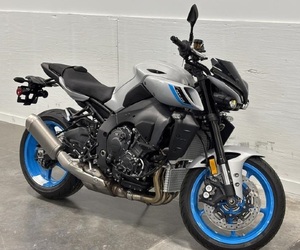 Nouvelle Moto Sportive Naked Haute Performance MT-10 2025 – 6 Vitesses, Refroidissement Liquide, Injection de Carburant, Moto de Course Urbaine - Product Image 3