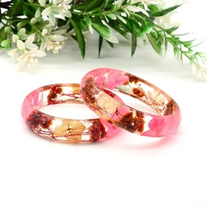 Brazalete de Resina al por Mayor, Hecho a Mano, Ecológico, Accesorio de Moda para Mujer, Disponible a Buen Precio - Product Image 1