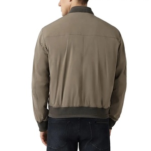 Chaqueta Bomber de Invierno de Poliéster 100% con Logotipo Personalizado de Primera Calidad, Chaqueta Bomber Personalizada al por Mayor para Hombre - Product Image 6