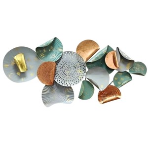 Arte de Pared de Metal de Alta Calidad, Decoración de Hierro Hecha a Mano para el Hogar y la Oficina, Decoración de Pared Colgante, Diseño Gris, Verde y Dorado, Arte de Pared a Bajo Precio - Product Image 1