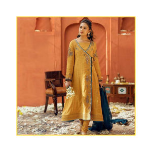 Belles robes décontractées indiennes et pakistanaises de pelouse avec impression sur chemise et dupatta costumes de marque de haute qualité vêtements ethniques - Product Image 6
