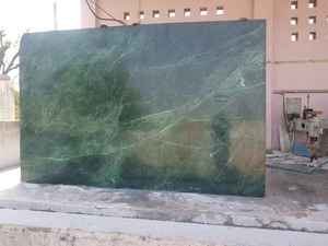 Dalle de marbre vert forêt tropicale moderne Pierre de surface polie pour l'aménagement intérieur des hôtels et des appartements de villas intérieures - Product Image 5