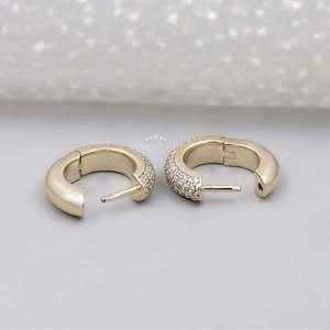 Round Cut Diamond Pave <b>Huggie</b> Hoop Earrings in <b>Solid</b> <b>Gold</b> Luxury 0.70ct Hoops - Product Image 3