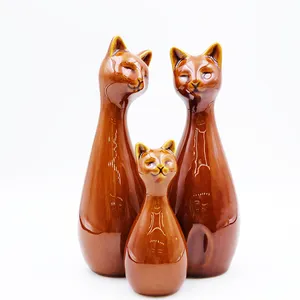 Statue d'animal en céramique 3D OEM, sculpture de chat brun au design nordique moderne personnalisé, ornement pour la décoration intérieure, ensemble de figurines