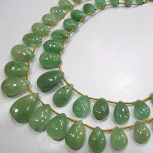 Briolette liso con forma de pera Esmeralda sin tratar natural 6x9mm a 12x18mm cuentas graduadas hilo colombiano real 9 pulgadas de largo - Product Image 1