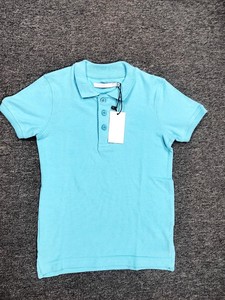 Vente en gros – Nouveau design personnalisé – T-shirt décontracté pour garçons, col en V, 100 % coton tricoté, manches courtes, coupe ajustée, écologique et respirant - Product Image 2