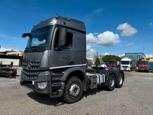 Camión Pesado Mercedes Benz 3348 Arocs 2015 Nuevo/Usado, Transmisión Automática, Euro 6, Potencia 350 kW (476 hp) - Product Image 3