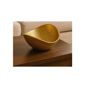 Cuenco de hoja de frutas secas de aluminio dorado único hecho a mano hermoso patrón ovalado decoración de oficina en casa y regalo de cumpleaños - Product Image 6