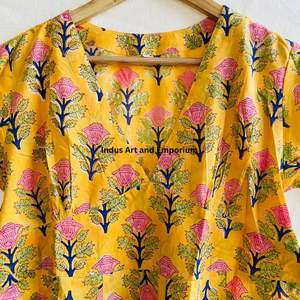 Belle robe en coton à imprimé floral Robe pour un usage décontracté Robe à imprimé à la main - Product Image 4