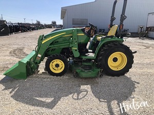 Tractor de Ruedas J-O-H-N- D-E-E-R-E 3520 2013, Automático, 4x4, 55HP, Caja de Cambios SS, Bomba de Agua, Motor - Product Image 4