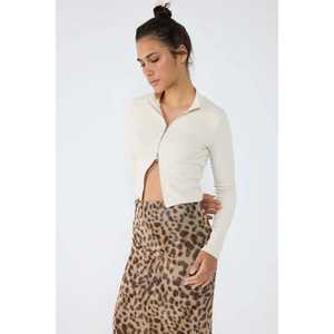 Blusa de Manga Corta con Cuello Alto y Cierre, para Mujer, Asimétrica, con Volantes en la Parte Delantera, con Logotipo, Casual, Talla XL, Poliéster, Otoño, 220g, Corte Regular - Product Image 4