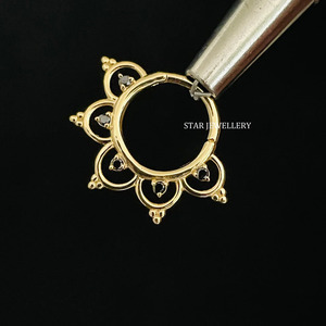 14K Or Massif Naturel Noir Diamant Daith Piercing Fine Jewelry. - Product Image 3