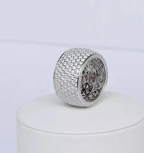 Bague de mariage en or blanc avec diamant taille ronde VVS Moissanite Hip Hop de 9.00 carats pour homme en argent sterling 925 - Product Image 3