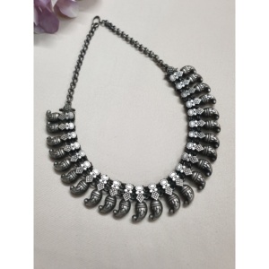 สร้อยคอเงินโบราณพร้อมโซ่เลียนแบบไข่มุกสแตนเลสแบบสาย-สำหรับงานปาร์ตี้หรือของขวัญ - Product Image 1