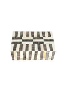 Boîte de rangement rectangulaire Horn & Born en finition multicolore, boîte personnalisée pour la décoration de la table / usage personnel - Product Image 5