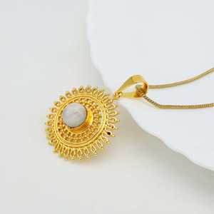 Creative Moonstone Pendant Celestial Sunburst Necklace Boho Brass Jewelry For Women 18k Gold Plated Medallion Wholesale/OEM/ODM - Product Image 3