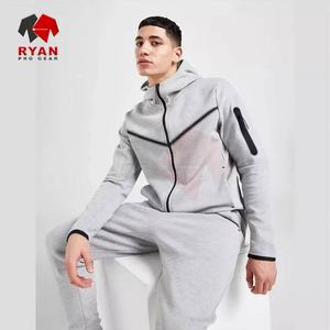 ชุดวอร์มผู้ชายสีพื้น ผ้าไม่ยับ แห้งเร็ว ทรงปกติ ระบายอากาศดี รับผลิตแบบ OEM และ ODM - Product Image 1