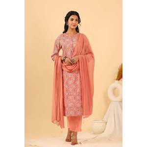 Dupatta en mousseline rose poudré Maheen Masiah – Tissu tendance pour fêtes, imprimé numérique, motifs floraux unis, polyester Georgette, été hiver - Product Image 1