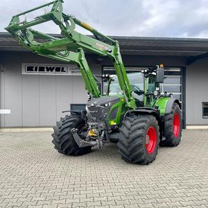 Tractor Fendt 618 Vario de calidad premium, diseñado para agricultores modernos que necesitan eficiencia, durabilidad y control fluido en su trabajo diario. - Product Image 5