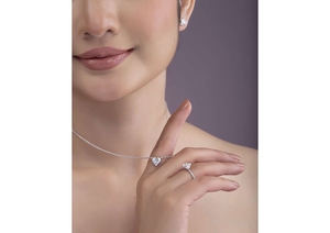 Colgante de Oro Sólido de 14 Quilates con Diamante Cultivado en Laboratorio con Corte Corazón para Mujer, Certificado IGI, 1.52 Quilates, Claridad VVS, Joyería de Lujo de Fabricante - Product Image 4