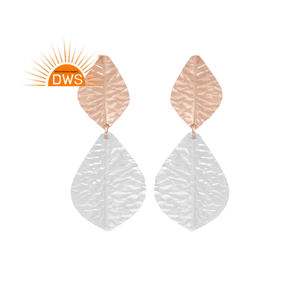 ต่างหูทองเหลืองสีโรสโกลด์ทำด้วยมือดีไซน์ล่าสุดทำจากทองเหลืองมีพื้นผิวเป็นหยดน้ำจากผู้ผลิตเครื่องประดับชั้นดี - Product Image 1