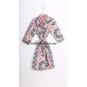 Robe Kimono décontractée en coton pur matelassé Kantha fait main pour femmes, courte, d'hiver, avec broderie florale multicolore - Product Image 6