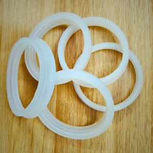 Esta junta de anillo de sellado de silicona de alta calidad de Vietnam garantiza un sellado hermético, evitando fugas de agua en el calentador de agua solar - Product Image 1