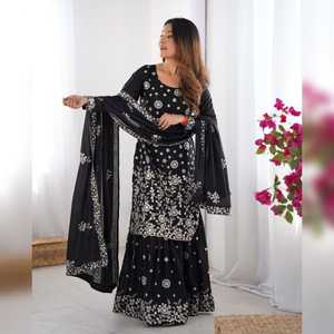 Vêtements de mariage fil de Georgette étoile avec séquence travail avec Dupatta Lengha fête de mariage indien concepteur pakistanais entièrement cousu - Product Image 1