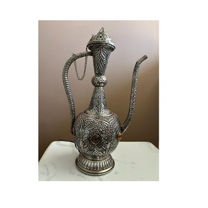 Nueva Llegada de Fábrica, Botella de Agua de Latón Martillada Surai India, Tradicional y Beneficiosa Ayurvedica, Estilo Moderno Antiguo, Personalizable - Product Image 2