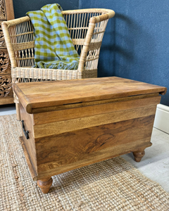 Modern Ornately Carved Mango <b>Wood</b> Storage <b>Chest</b> for Dining Living Room Bedroom Apartment or Hotel - Product Image 2