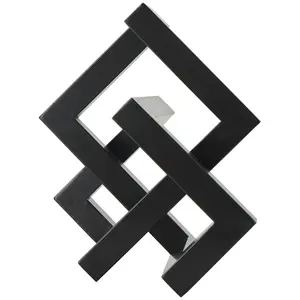 La Sculpture géométrique de forme abstraite en métal noir en aluminium est une sculpture géométrique abstraite faite de métal noir moderne poli - Product Image 1