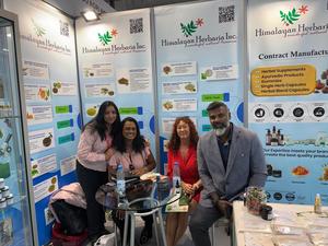 Cápsulas de extracto de resina de Shilajit pura orgánica Suplemento de grado alimenticio de hierbas cultivadas en estado salvaje Resistencia mejorada - Product Image 5