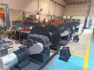 Cabrestante de remolque de 25 toneladas, resistente y de alta calidad, duradero de Turquía para barcos, fuente de energía eléctrica, Material de acero, cuerda de alambre de acero - Product Image 2