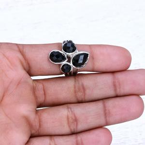 Vente en gros 925 bague en argent sterling massif élégante en onyx noir naturel poire coupe lunette réglage bijoux fins pour les mariages - Product Image 4